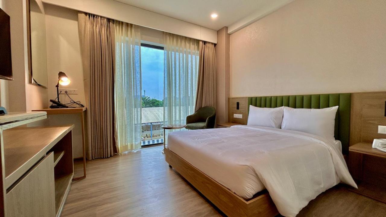 Hotel Limon & Banquet Sector 29, Gurgaon Exterior photo